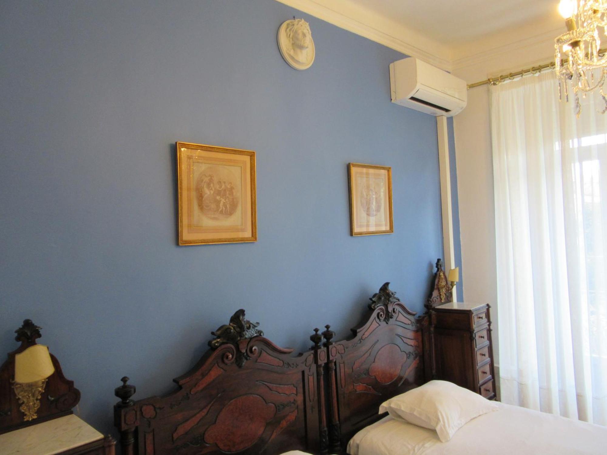 Family Macedo Bed & Breakfast Lisbon Exterior photo