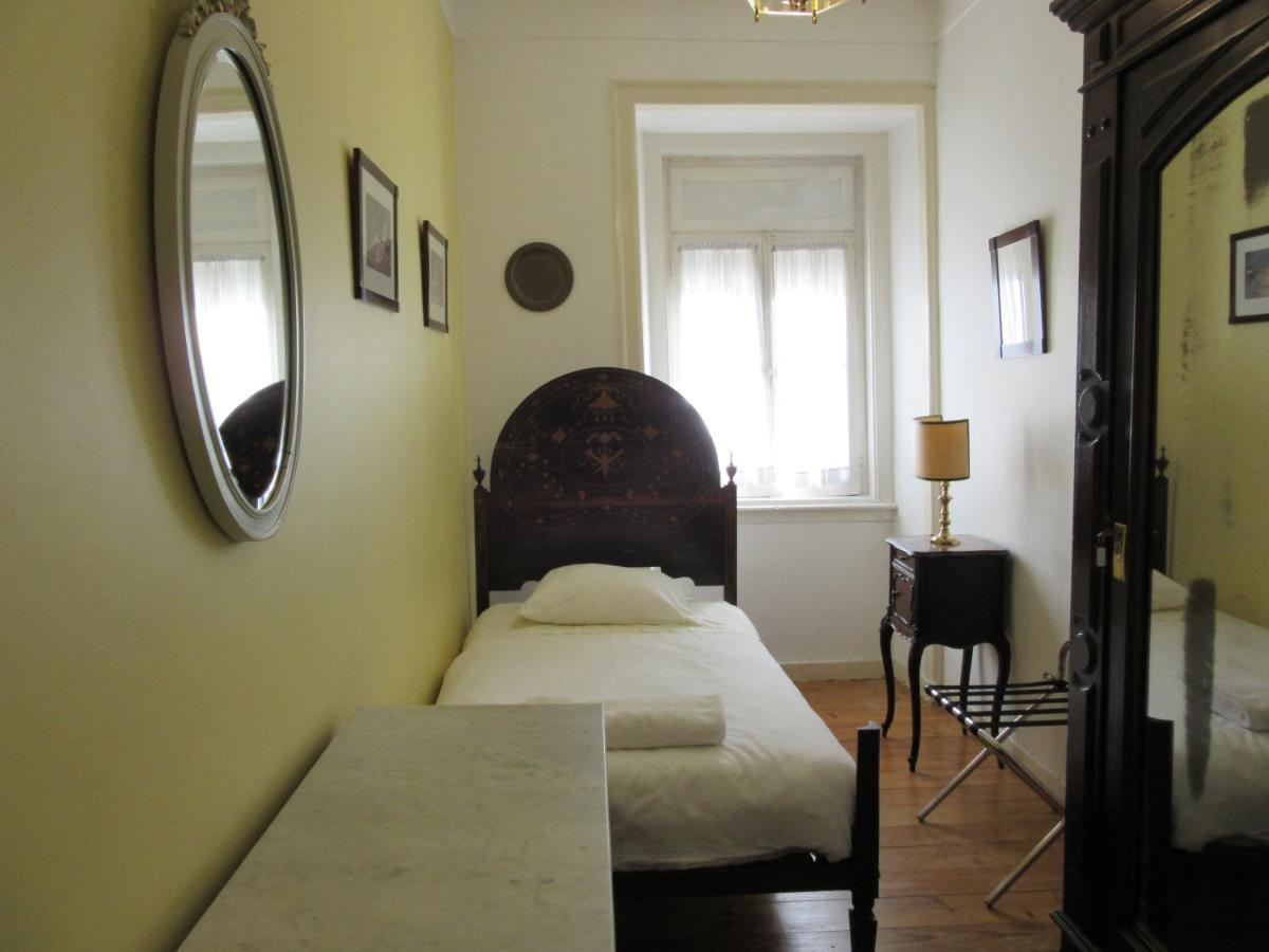 Family Macedo Bed & Breakfast Lisbon Exterior photo
