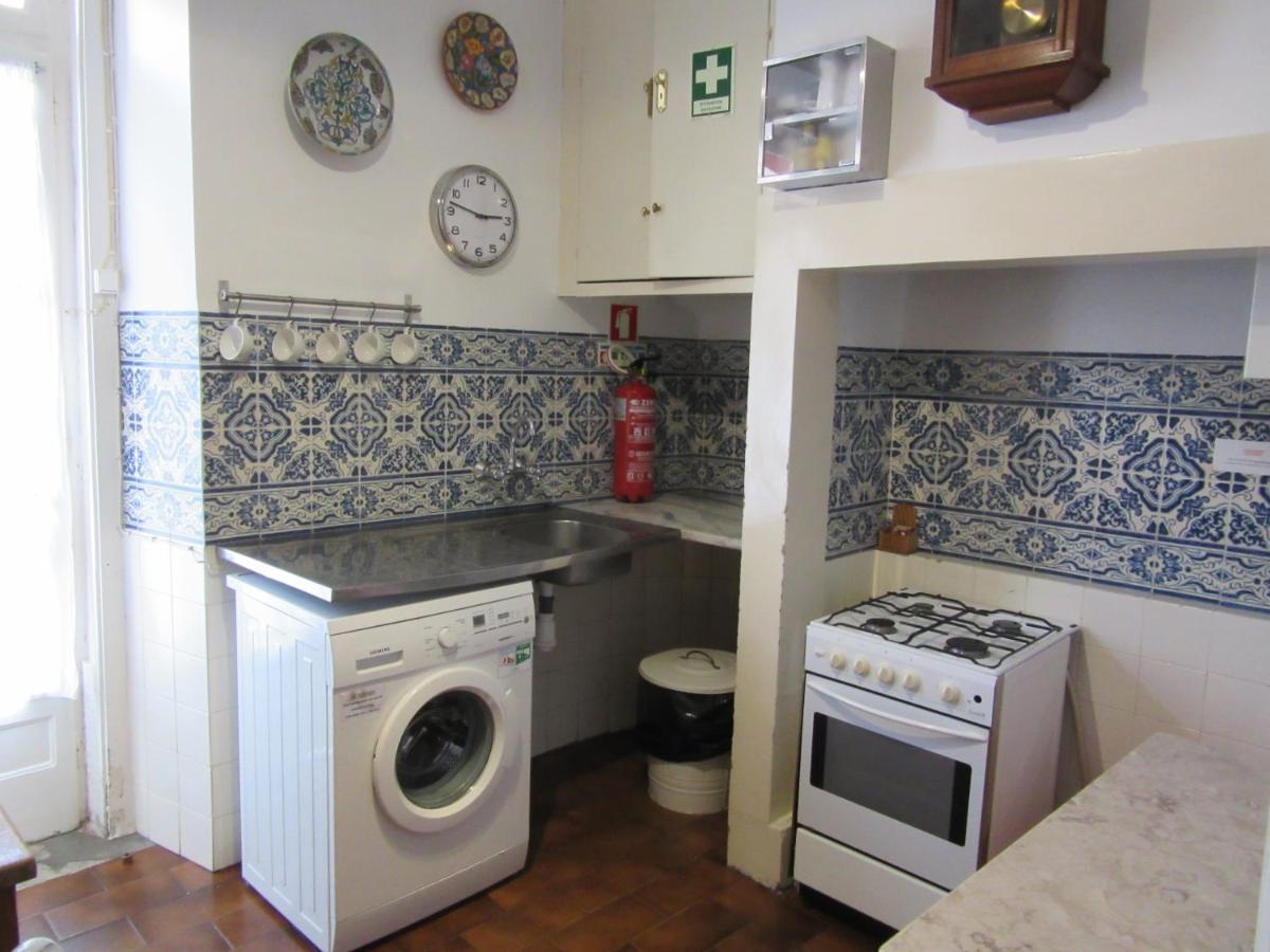 Family Macedo Bed & Breakfast Lisbon Exterior photo